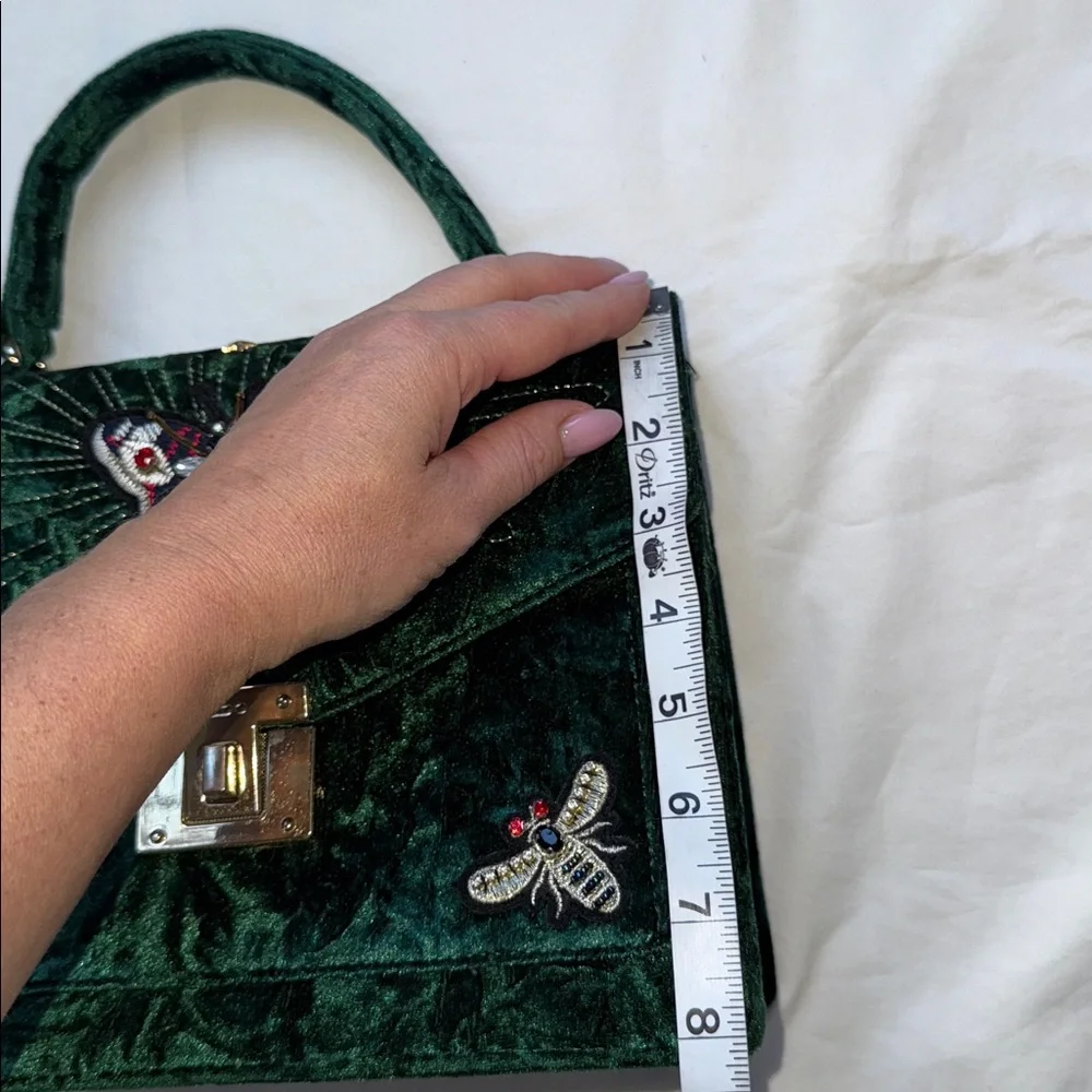 Aldo Embroidered Green Velvet woman’s Handbag - Picture 8 of 10